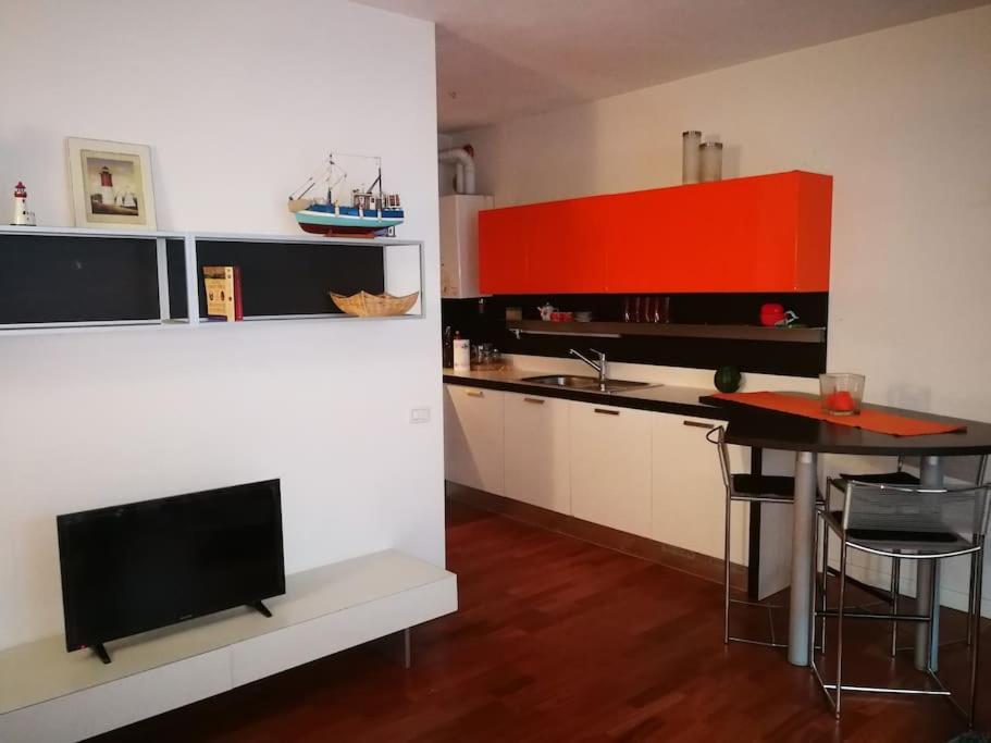 Appartamento Orange Casanova - Fibre-optic Internet And Garden *